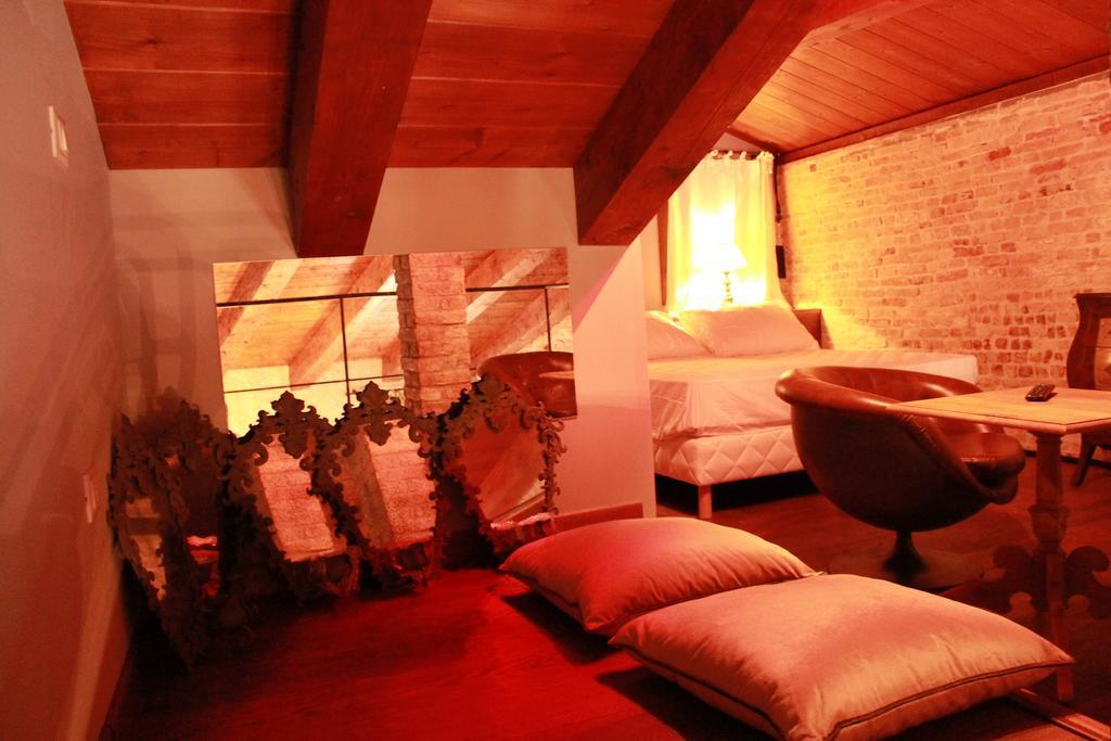 Rosso Charm B&B Venedik Oda fotoğraf