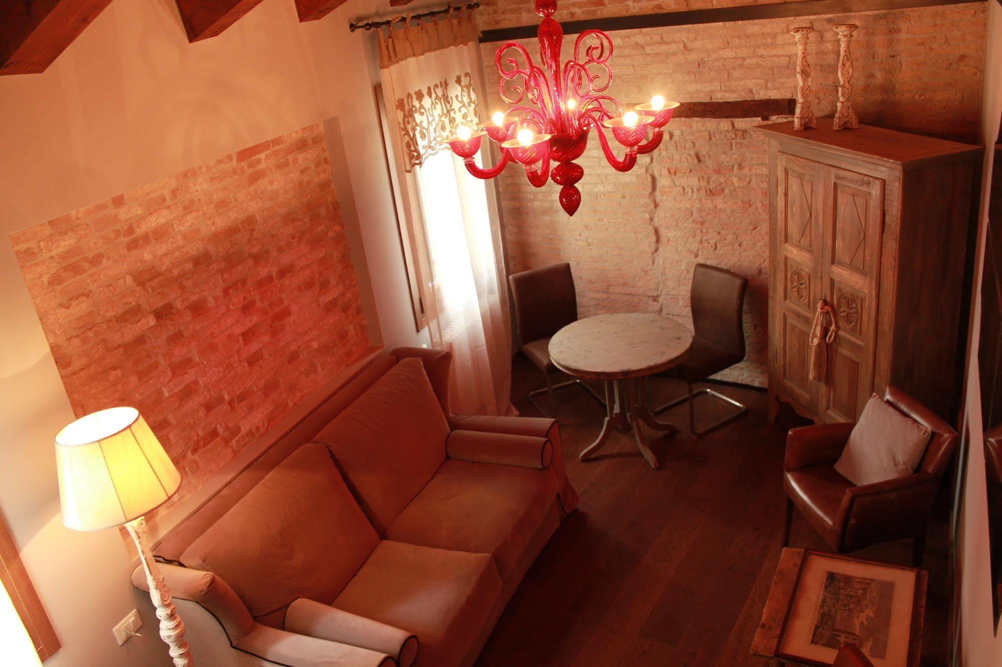 Rosso Charm B&B Venedik Dış mekan fotoğraf