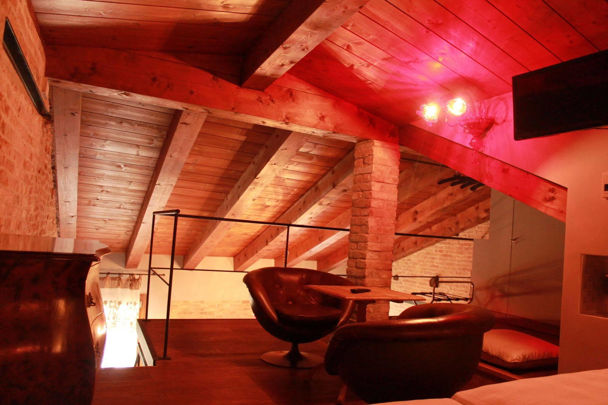Rosso Charm B&B Venedik Dış mekan fotoğraf