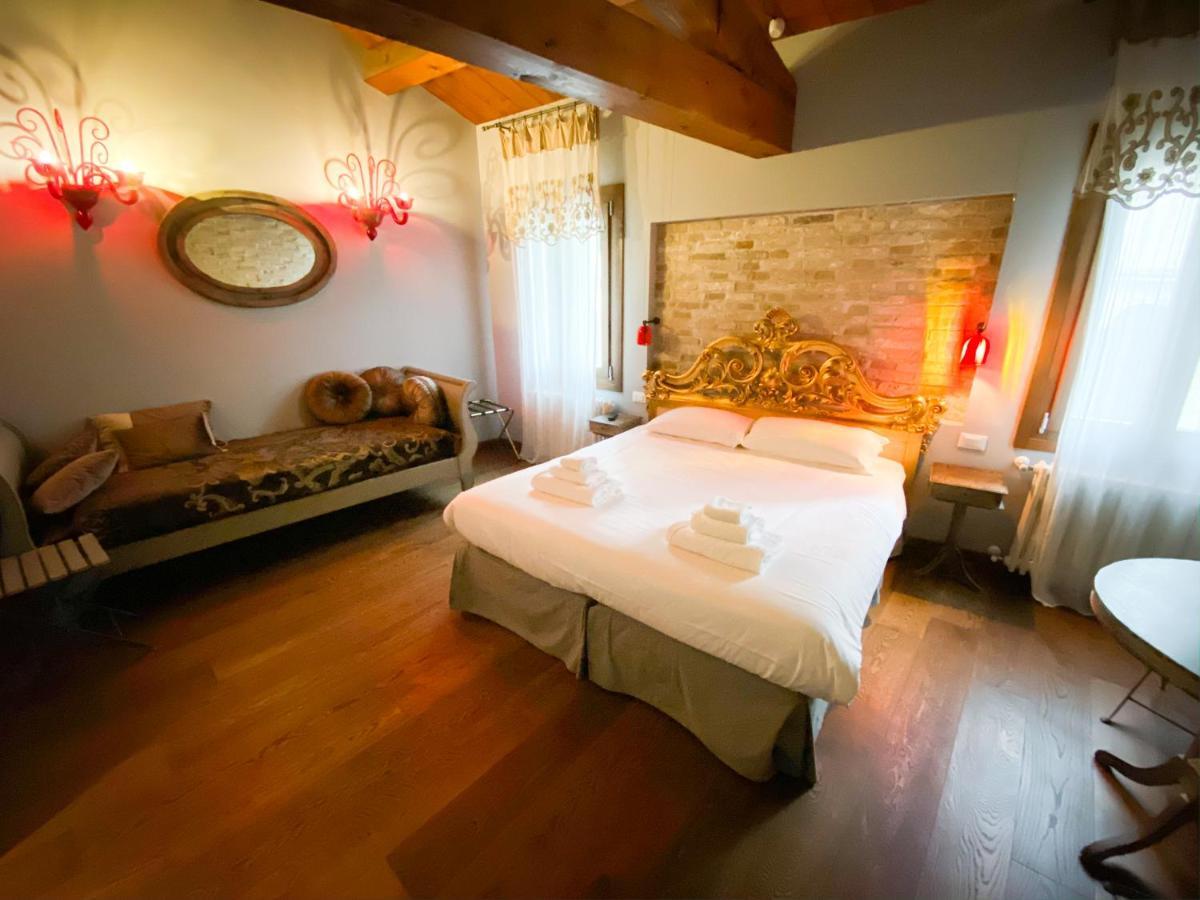 Rosso Charm B&B Venedik Dış mekan fotoğraf