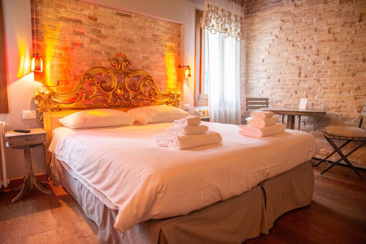 Rosso Charm B&B Venedik Dış mekan fotoğraf