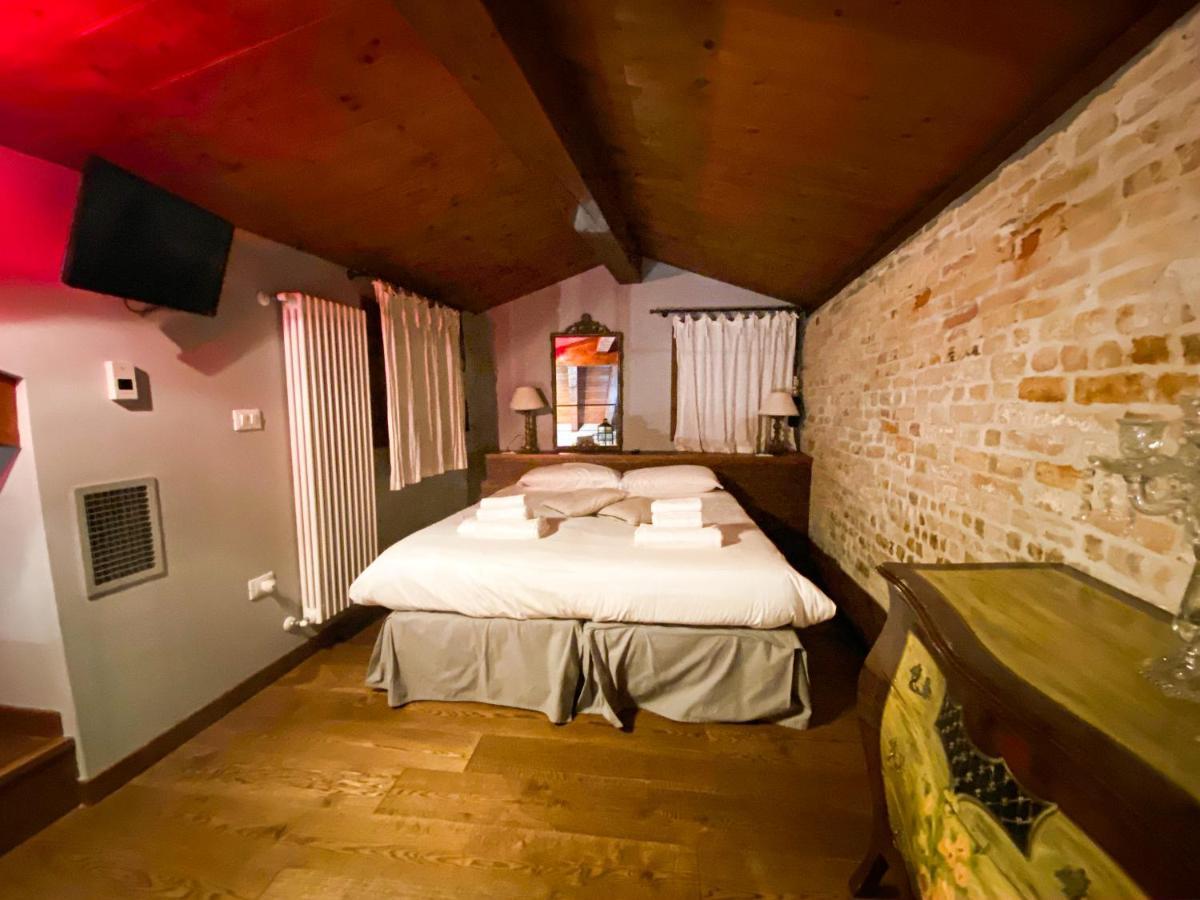 Rosso Charm B&B Venedik Dış mekan fotoğraf